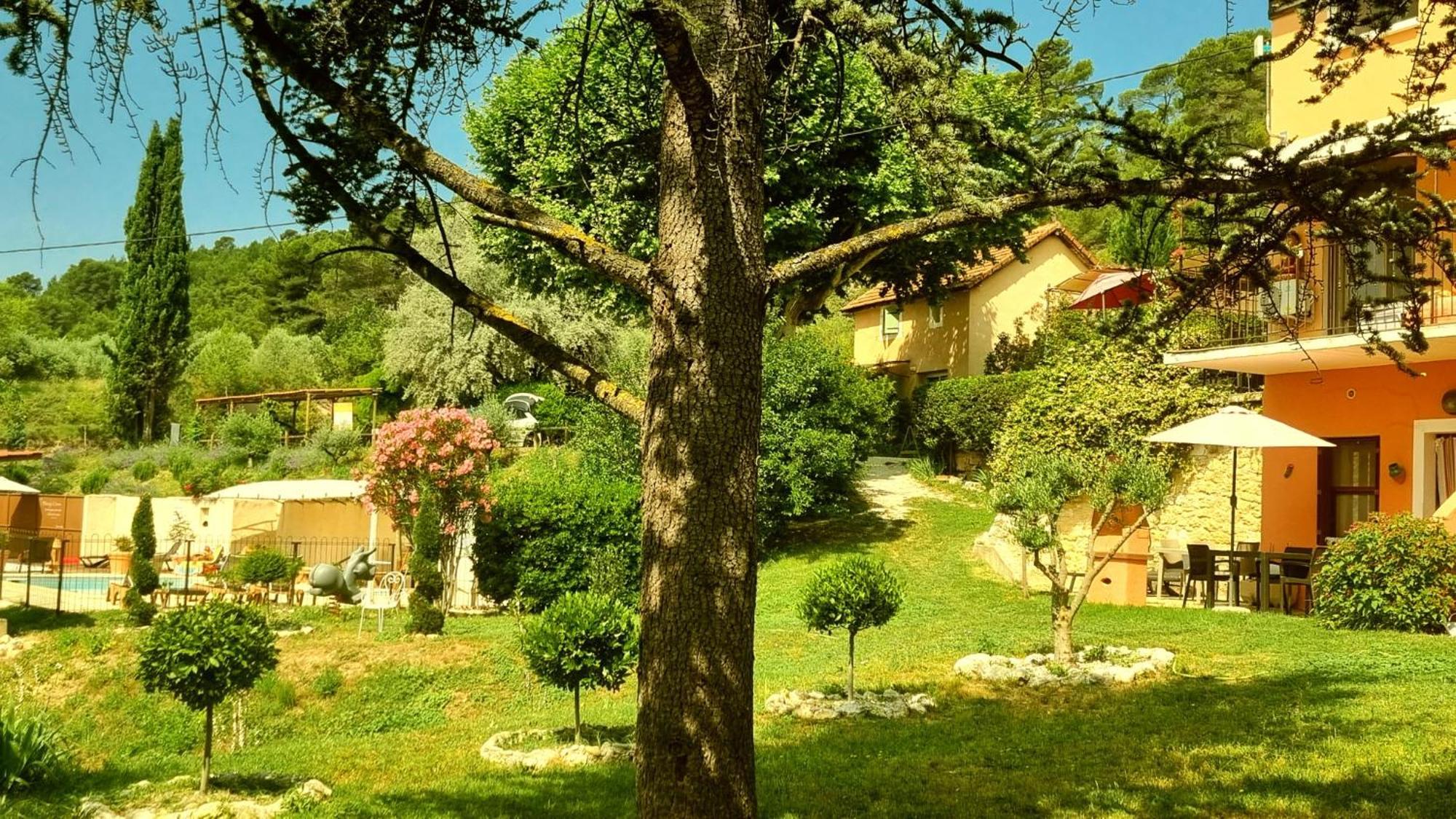 L'Oustaou Du Luberon Et Spa Villelaure Eksteriør bilde